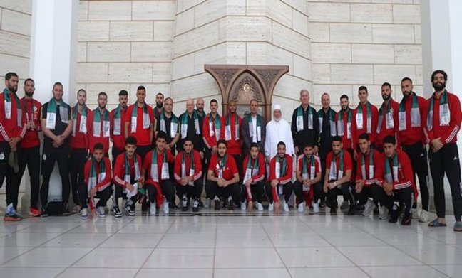 equipe-nationale-de-football-a-la-grande-mosquee-dalger