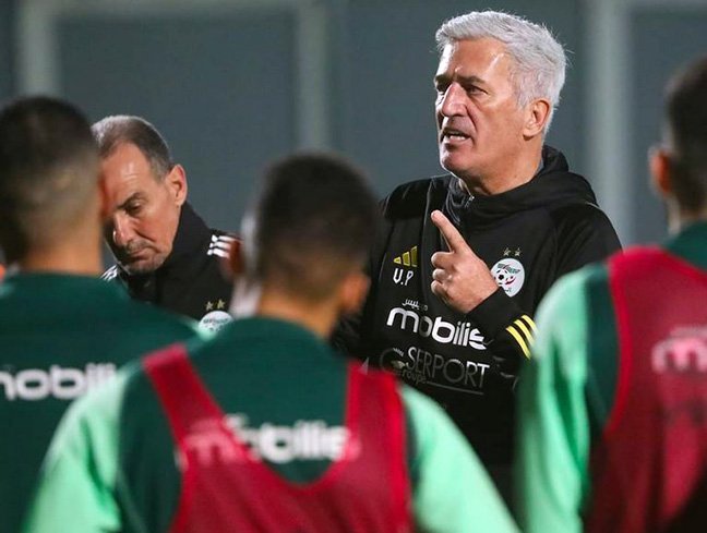 petcovic-entrainement-equipe-nationale-football